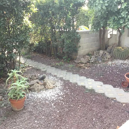 La Casa Di Francy - Bifamiliare A 100 Mt Dal Mare *