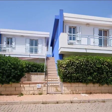 La Casa Di Francy - Bifamiliare A 100 Mt Dal Mare *